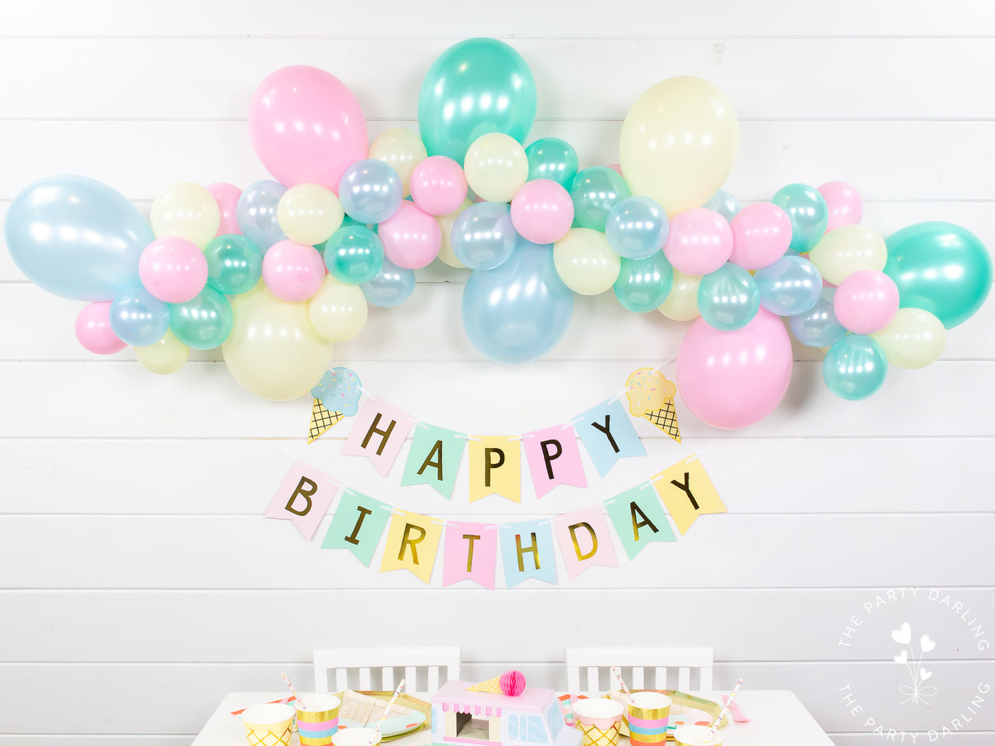 Vanilyalı Dondurma Keyfi Balon Zinciri Seti | balOnin
